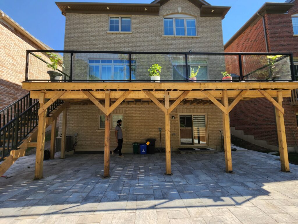 Expert Deck Repair & Maintenance​