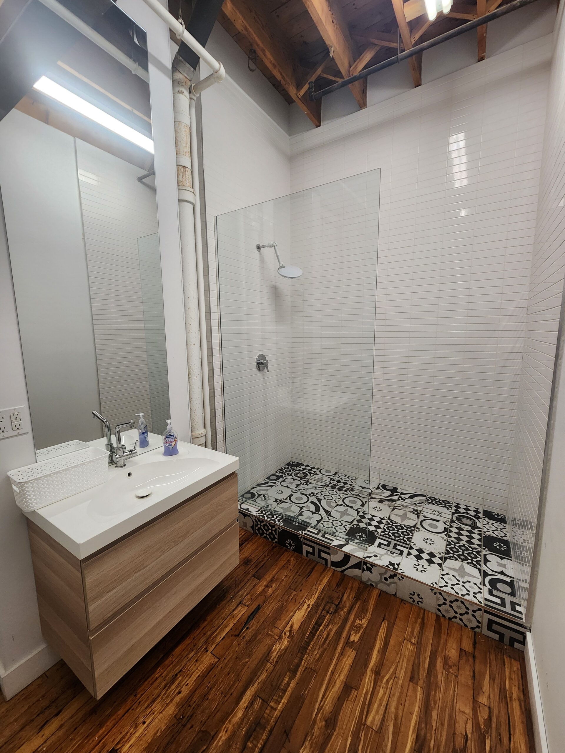 Custom Washroom Design & Renovation