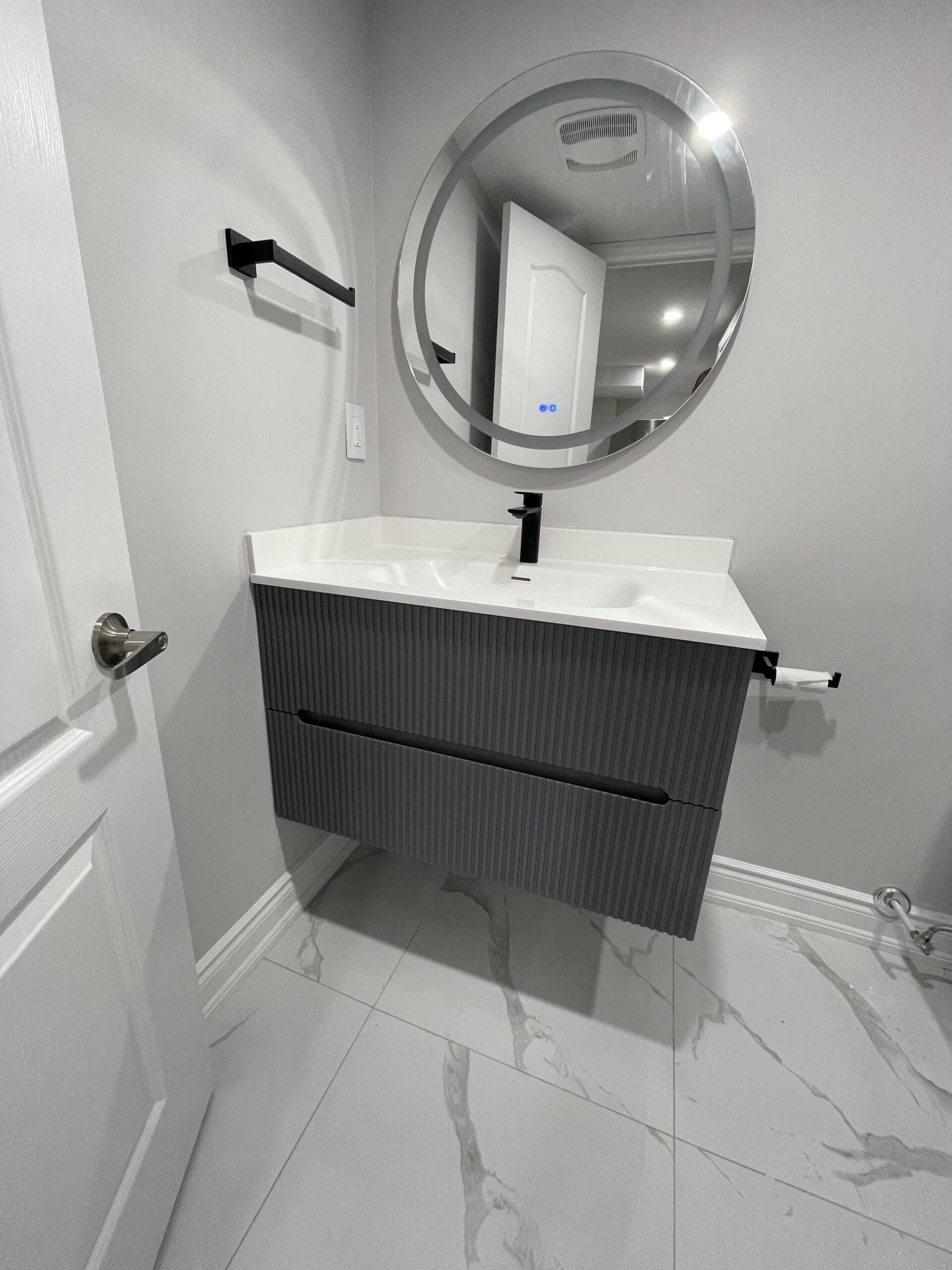 Custom Washroom Design & Renovation